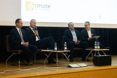 wykład dla student&oacute;w Politechniki Rzeszowskiej fot. Grzegorz Bukała